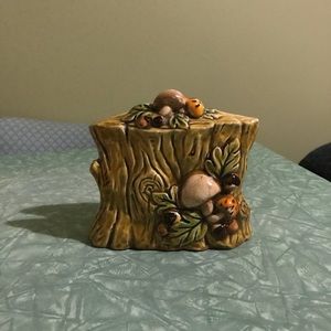Lefton Ceramic Tree Stump Napkin Holder